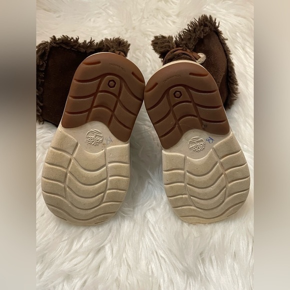 Timberland Toddle Tracks Roll Top Faux Fur Boots Brown
Nubuck Size 5.5T - Picture 13 of 15